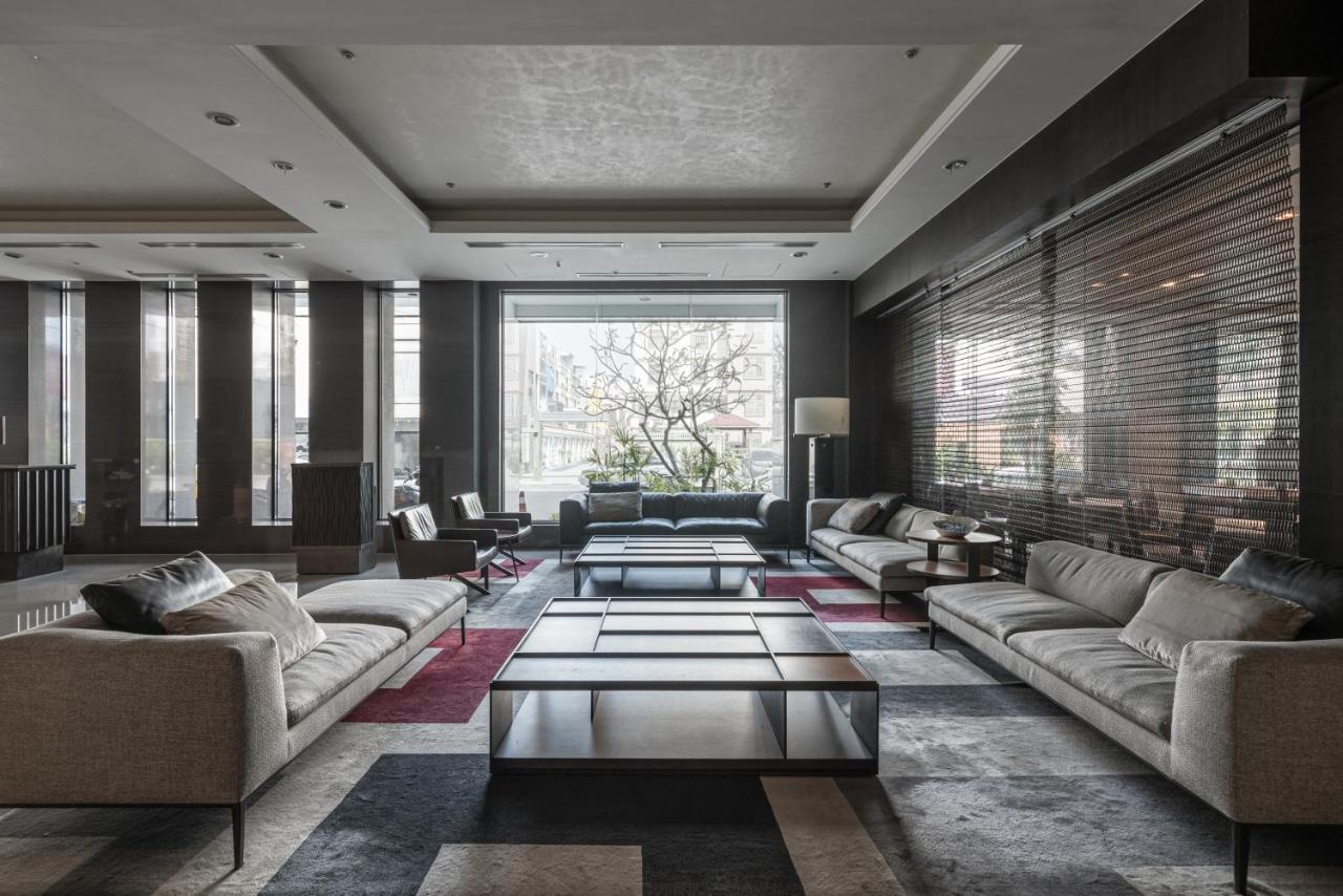 Taipung Suites Tainan Exterior foto