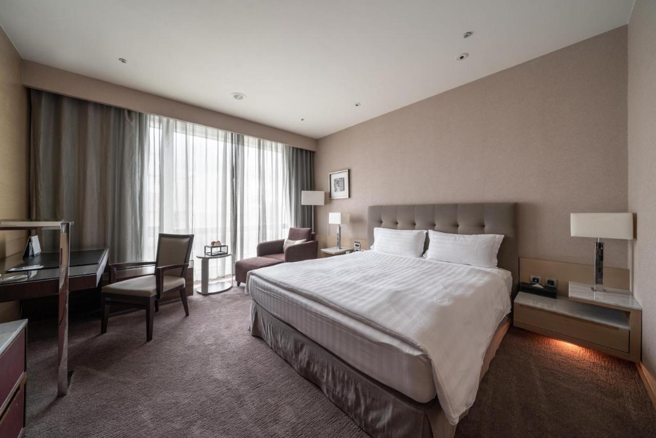 Taipung Suites Tainan Exterior foto