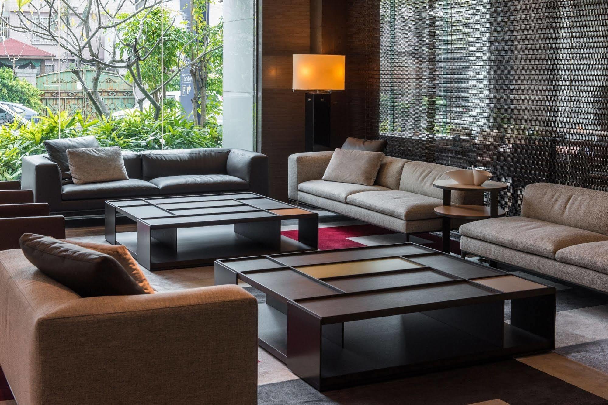 Taipung Suites Tainan Exterior foto